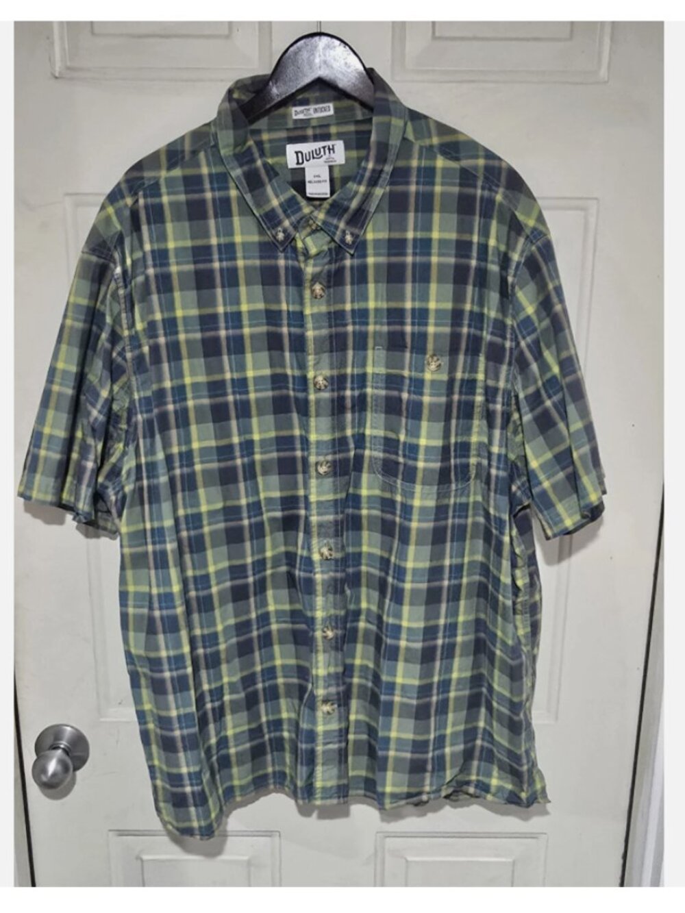 Duluth Trading Co Untucked Shirt Mens 2XL GreenBlue Plaid Short Sleeve Button-Up